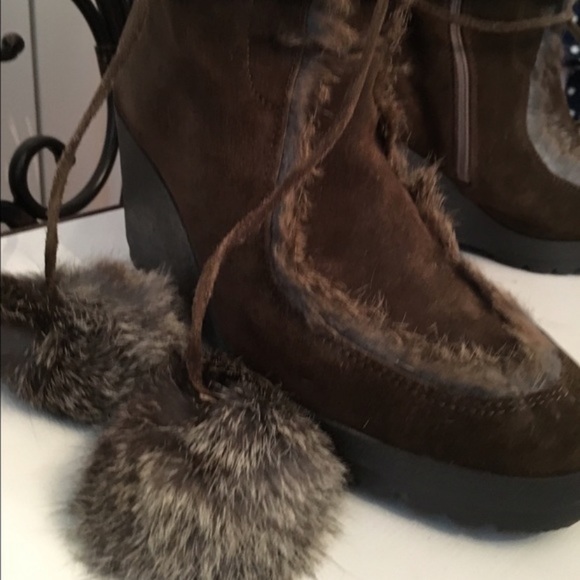 Coach karina suede boots with rabbit fur - Picture 3 of 4